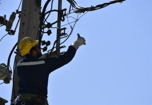 جمع‌آوری ۱۱۷ انشعاب غیرمجاز برق در طرح مهتاب استان اردبیل