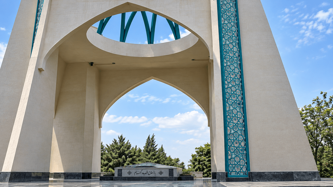 بهره‌برداری از یادمان شهید گمنام در شهرک اداری اردبیل با حضور مسئولان