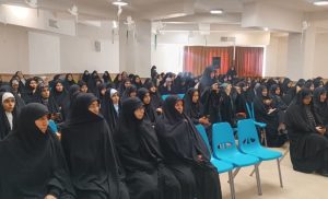 تأکید استادان و مسئولان بر تهذیب نفس در کنار علم‌آموزی طلاب استان