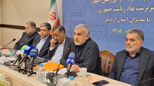نیکزاد خواستار اتصال راه‌آهن اردبیل به شمال ایران برای تکمیل کریدور ریلی کشور شد